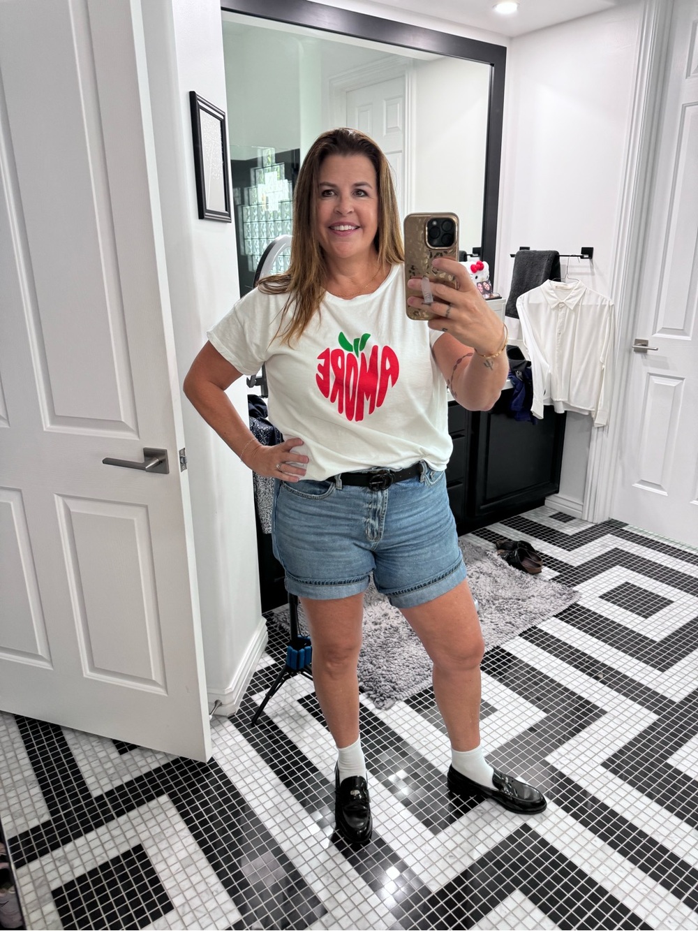 Amore Graphic Apple Tee White Short Sleeve T-Shirt Size Large - Picture 5 of 15